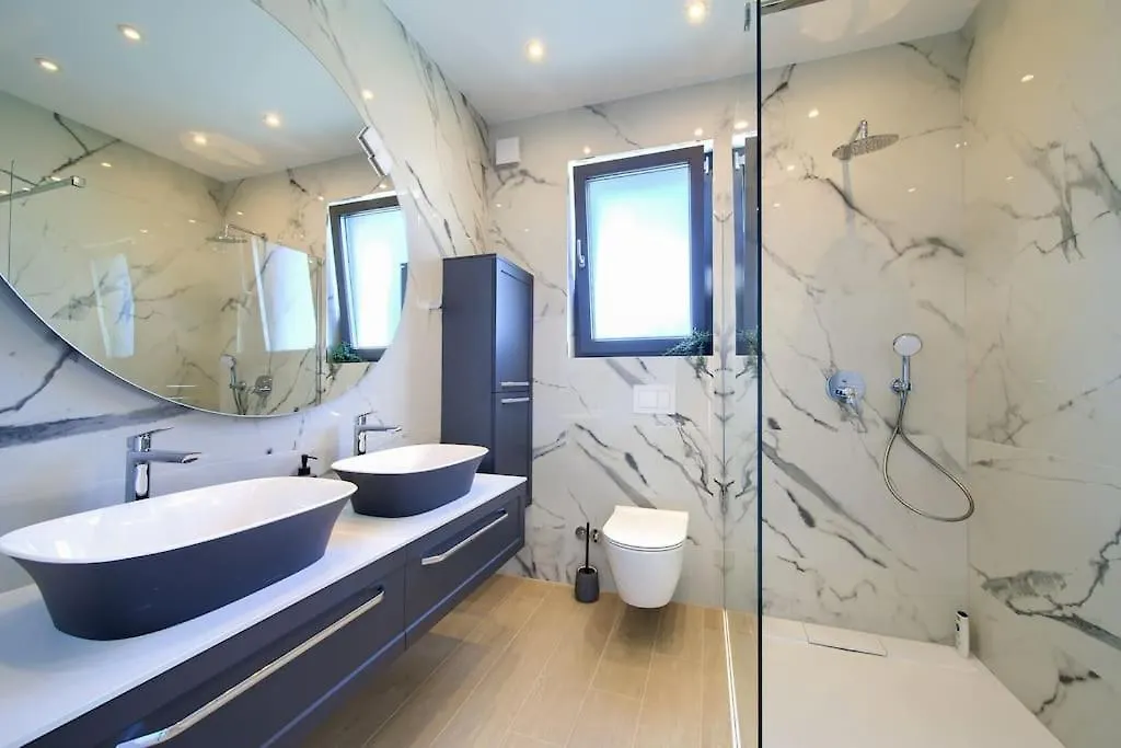 Luxury Villa Harmony With Heated Pool And Seaview Vrh  0*, Vrh (Krk)