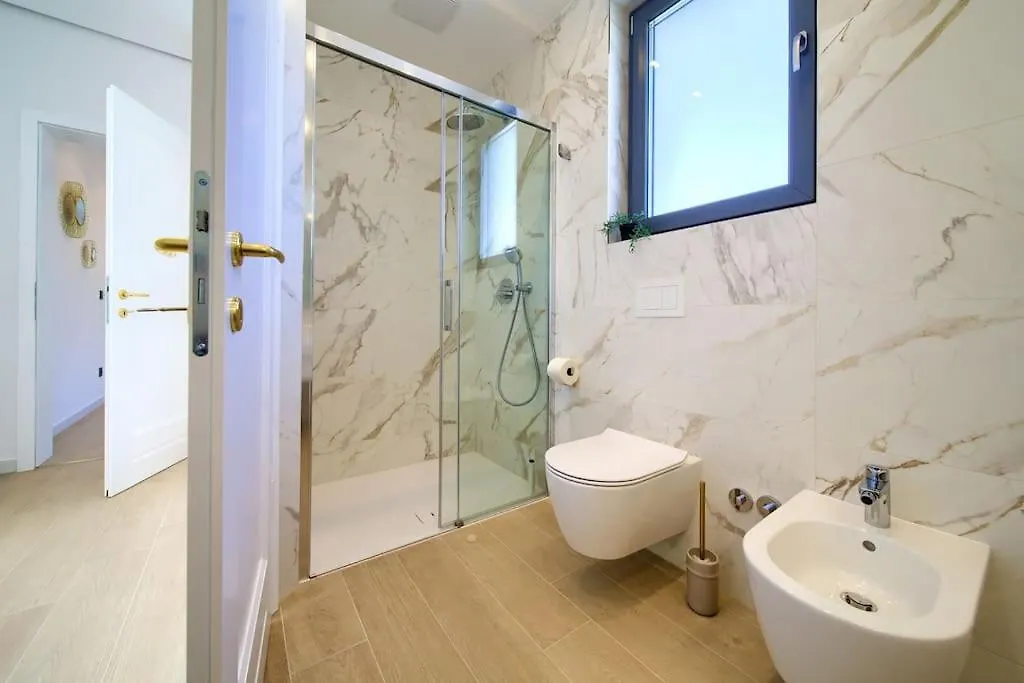 Luxury Villa Harmony With Heated Pool And Seaview Vrh
