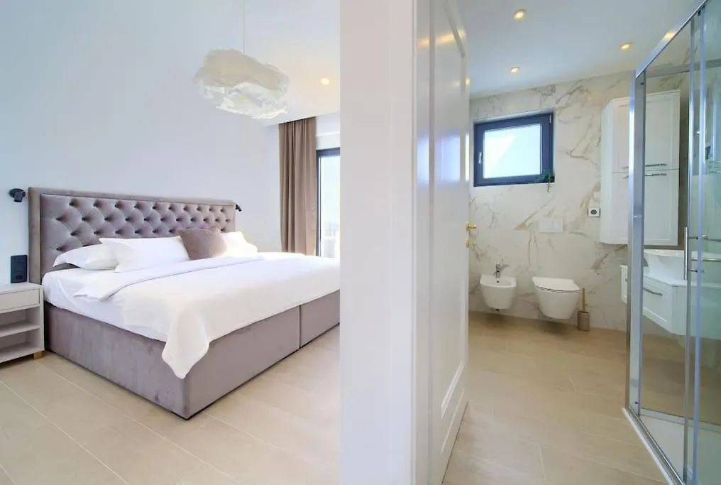 Luxury Villa Harmony With Heated Pool And Seaview Vrh