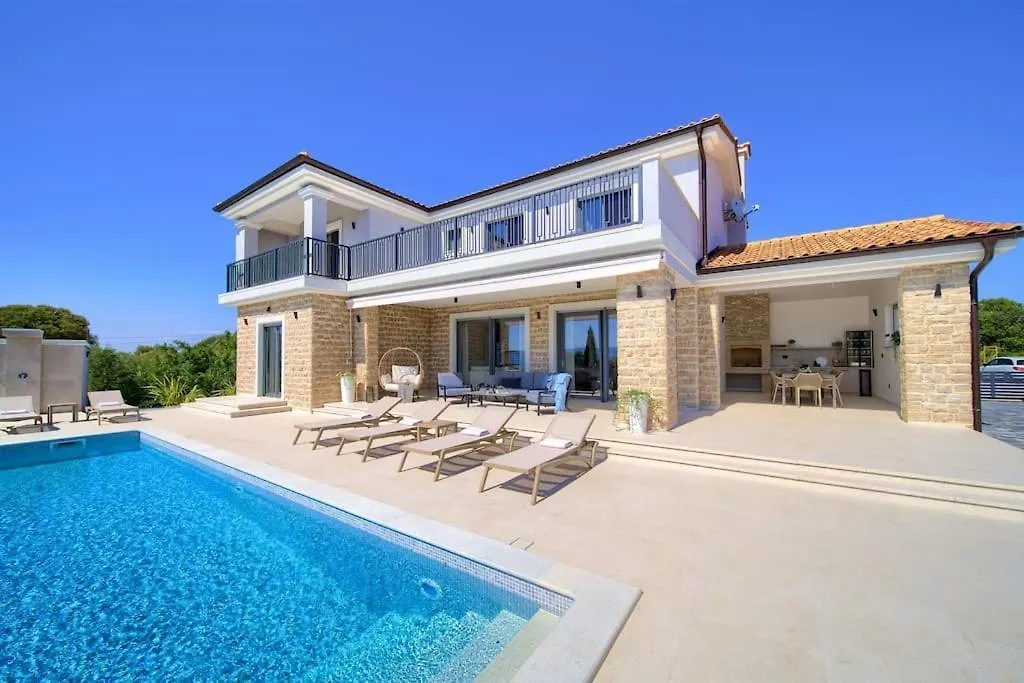 Luxury Villa Harmony With Heated Pool And Seaview Vrh